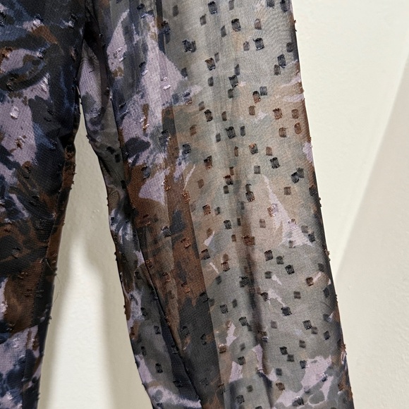 Coldwater Creek Sheer Floral Button Front Blouse Long Sleeve Women’s MP 10-12 - Picture 5 of 9